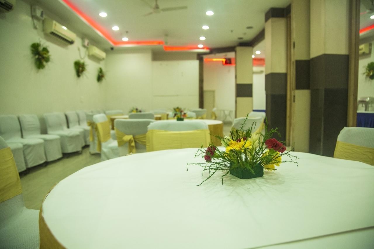 Hotel Amby Inn New Delhi Eksteriør bilde