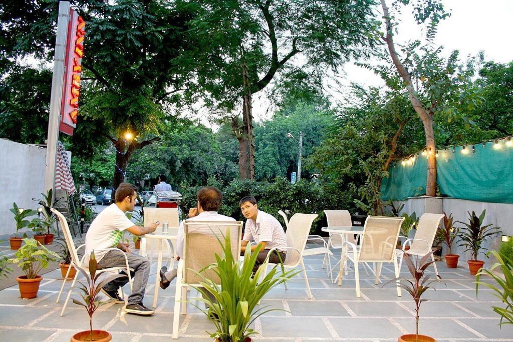 Hotel Amby Inn New Delhi Eksteriør bilde